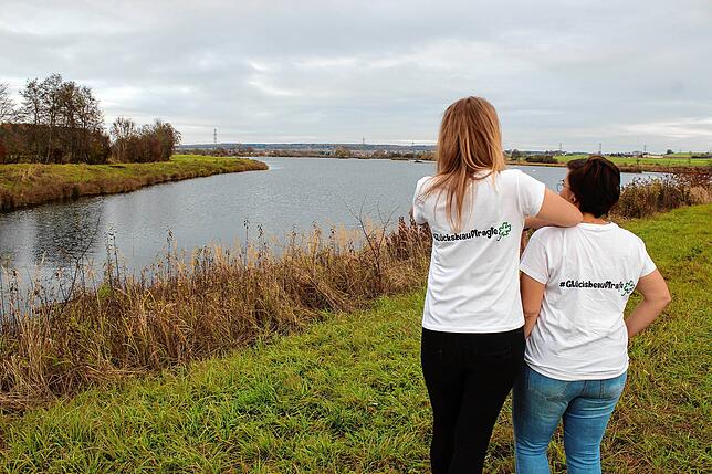 Die beiden Botschafterinnen an den Sauldorfer Seen: „Wir leben in einer tollen Region“.