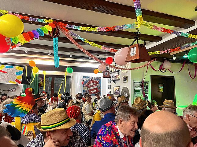 Bild 24: Beim Kappenabend in Donaueschingen wird die Sau herausgelassen: Das sind die schönsten Impressionen