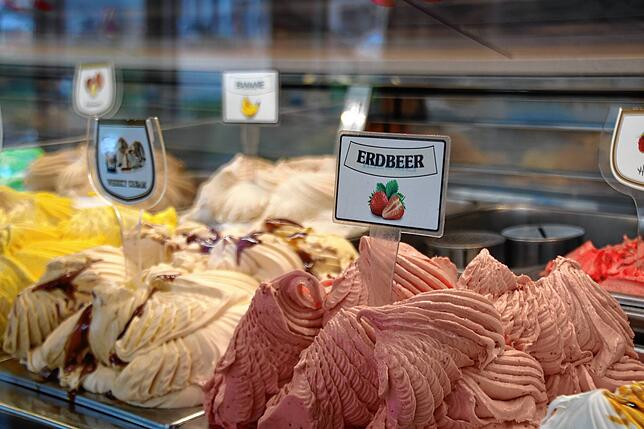 Klassiker wie Erdbeere, Schokolade und Vanille, hier fotografiert im Donaueschinger Gran Café Vittoria, laufen eigentlich immer gut, ...