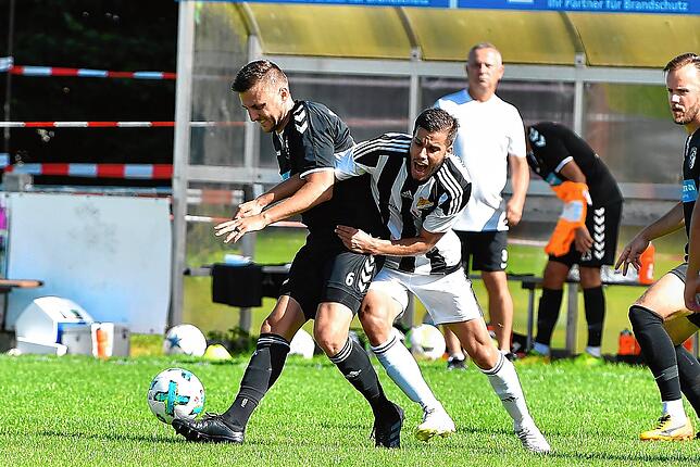 Bild 21: SV 08 Laufenburg startet mit Niederlage bei Titelfavorit VfR Hausen &ndash; und wir haben Bilder!