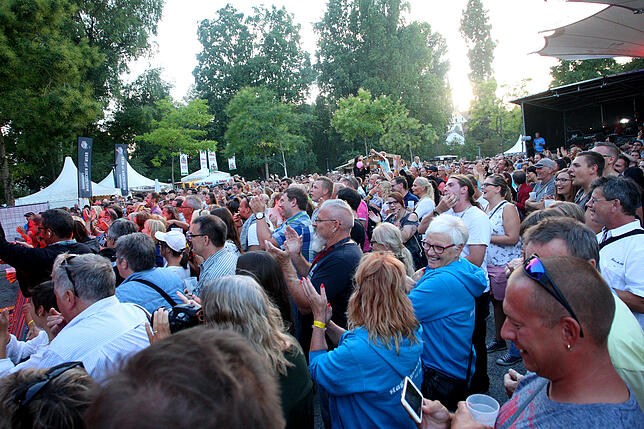 Gute Stimmung und ordentlicher Andrang im Stadtgarten.