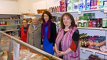 Im Tafelladen (von links): Gisela Huber, Elisabeth Spöttle, Dorothee Eisenlohr und Doris Himmelsbach.
