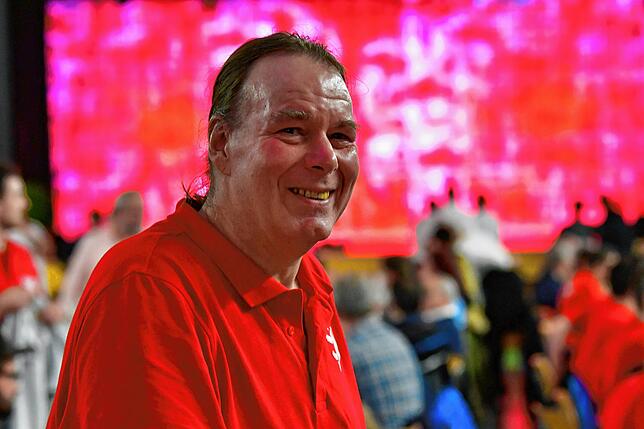 Stolz: Vier Jahre lang organisierte Roland Fischer mit einem perfekt arbeitenden Team die Feierlichkeiten zum 100. Geburtstag des SV ...