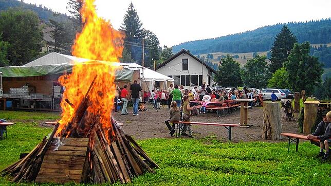 Romantisch geht es zu beim Lagerfeuerfest des Musikvereins Todtmoos-Weg am 18.??und 19. Juli. Foto Andreas Böhm