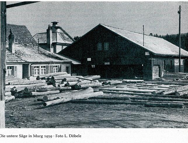1970er Jahre: Das Sägewerk Rügner im Unterdorf war schon einige Jahre nicht mehr in Betrieb, als es 1996 abgerissen wurde. Die Gebäude ...