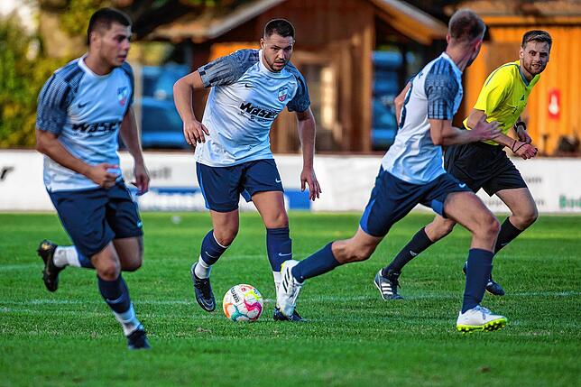Bild 1: VfB Waldshut gewinnt mit 4:0 gegen den FC Zell &ndash; und wir haben Bilder!