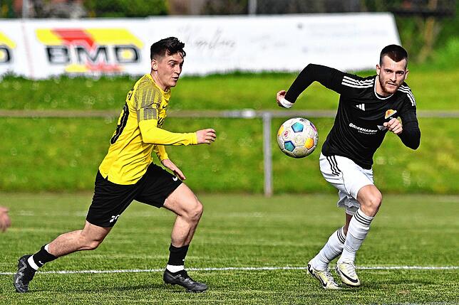 Bild 33: SV 08 Laufenburg unterliegt mit 2:3 beim SC Wyhl &ndash; und wir haben Bilder!