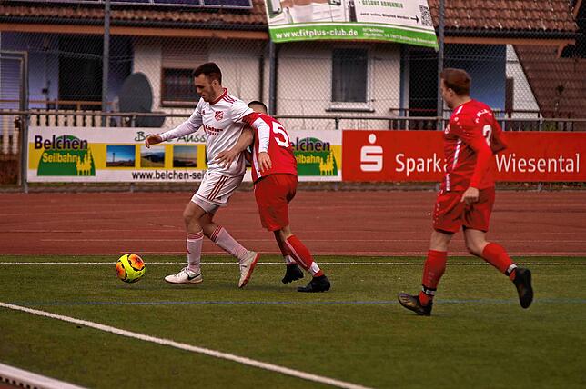 Bild 14: FC Schönau besiegt den FC Wallbach mit 2:1 &ndash; und wir haben Bilder!
