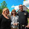 Jürgen Hermann mit seiner Frau Petra und Tochter Finnja. Den Urlaub in München, in dem der Familienvater einer Frau vielleicht das Leben ...