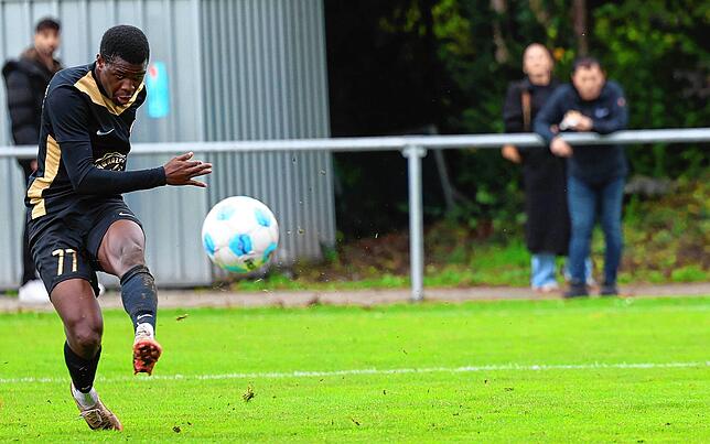 Bild 17: Unsere große Bildergalerie vom Verbandsligaspiel zwischen dem TSV Singen und dem Freiburger FC