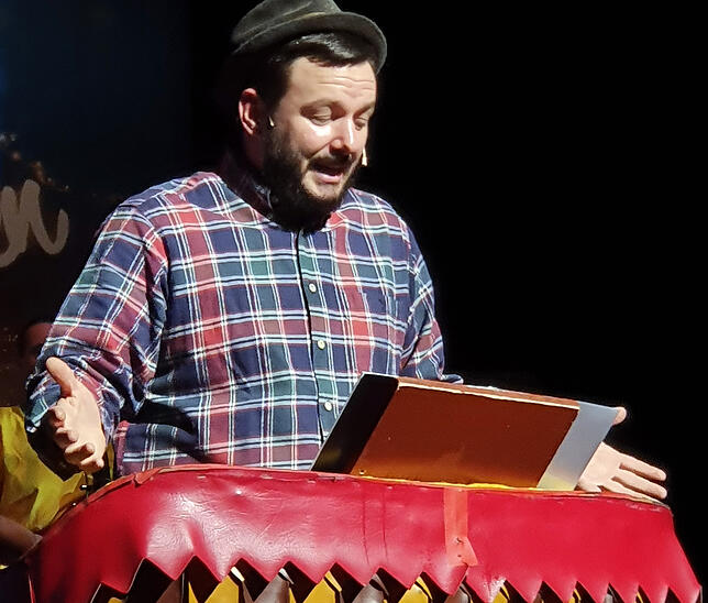 Oliver Venus hat in der Gockelbütt kein Blatt vor den Mund genommen und der Politik im lokalen sowie auf Bundesebene die Meinung gesagt ...