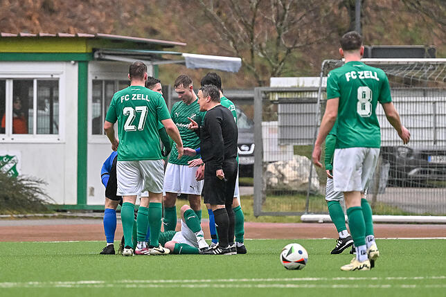 Bild 28: SG Mettingen/Krenkingen holt nach 0:3 noch ein 3:3 beim FC Zell – und wir haben Fotos!