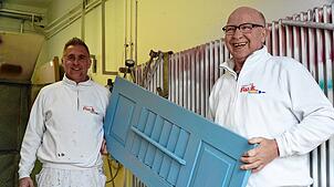 Für sie ist Maler ein Traumberuf und sie können sich keine andere Tätigkeit vorstellen: Alfred Nutz arbeitet seit 50 Jahren im gleichen ...