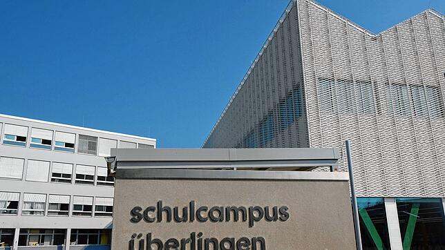 Ein riesiger Kraftakt für die Stadt ist der neue Schulcampus. Auf die zweigeschossige Sporthalle folgt die Planung des Gymnasiums als ...