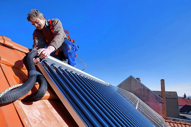 Unterschätzte Technologie: Röhrenkollektoren oder Solarthermische Anlagen bringen viel Energie.