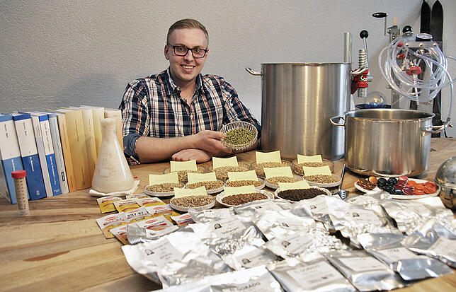 Benedikt Wabnig (24) aus Villingen hat sein Beruf zum Hobby gemacht und ist ein echter Bier-Profi. Nach seiner Ausbildung zum Brauer und ...