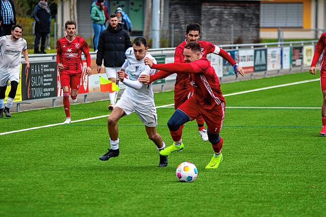 Bild 14: Spvgg Wutöschingen II siegt 3:1 gegen SG Lottstetten/Altenburg – und wir haben Fotos!