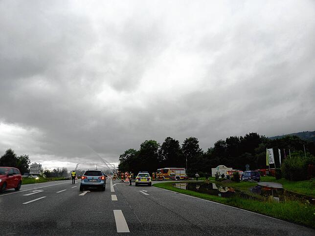 In Zuge des Einsatzes kam zu erheblichen Verkehrsbehinderungen.