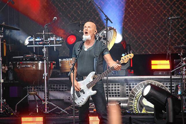Bild 22: Santiano rocken auf dem Schlossplatz (Teil 1)