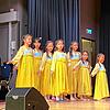 Die Mädchen der Deutsch-Chinesischen Gesellschaft Bodensee zeigten ebenso wie die Erwachsenen einen Tanz.
