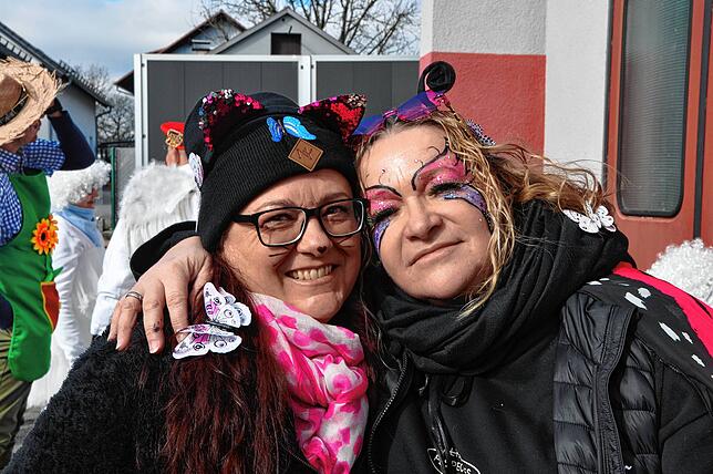 Bild 26: Leimbacher Rathaussturm: Narren übernehmen das Zepter!