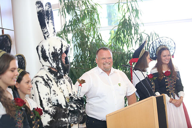 Bild 17: Stehempfang beim Seehasenfest in Bildern
