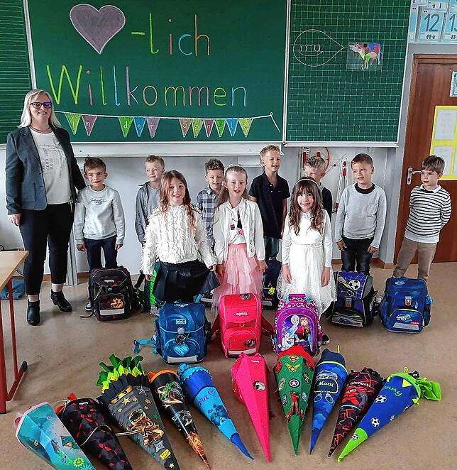 Die erste Klasse der Grundschule Rietheim mit Klassenlehrerin Marie Fuchs.