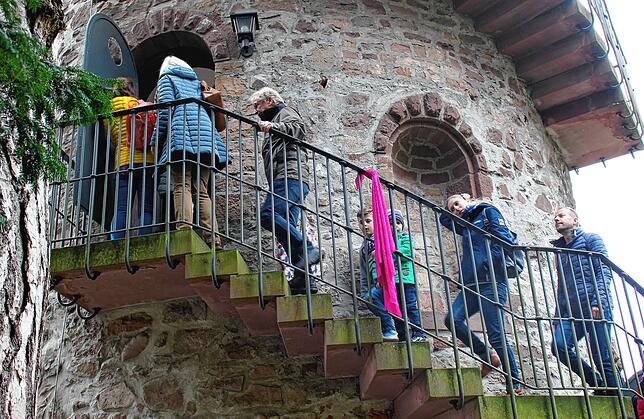 Hoch hinaus zu den Märchenerzählungen im Diebesturm.