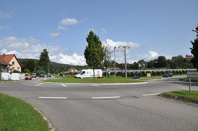 Der Kreisel in der Riedheimer Straße.