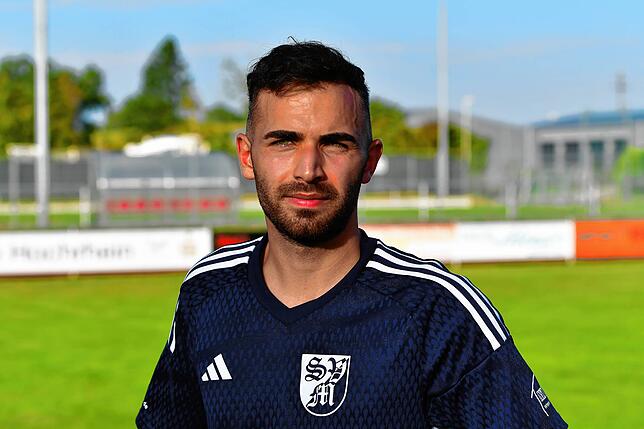 Gökalp Uyar (25) aus Laufenburg hat gerade sein Studium als Bauingenieur beendet. Der Kapitän des SV BW Murg kam als C-Junior in die ...