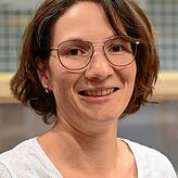 Lena Reichmann, 35 Jahre, kommt aus einer Musik liebenden Familie und lernt Tuba.