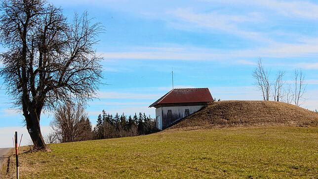 Der alte Hochbehälter Birkhof wird in Zukunft nicht mehr benötigt. Derzeit läuft der Bau des neuen Hochbehälters für rund 1,6 Millionen ...