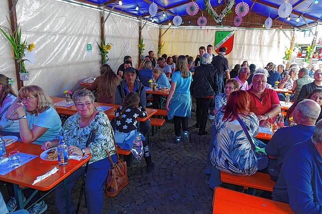 Bild 34: Die Bonndorfer feierten am Wochenende ihr 40. Schlossfest. Der Südkurier war mit dabei!