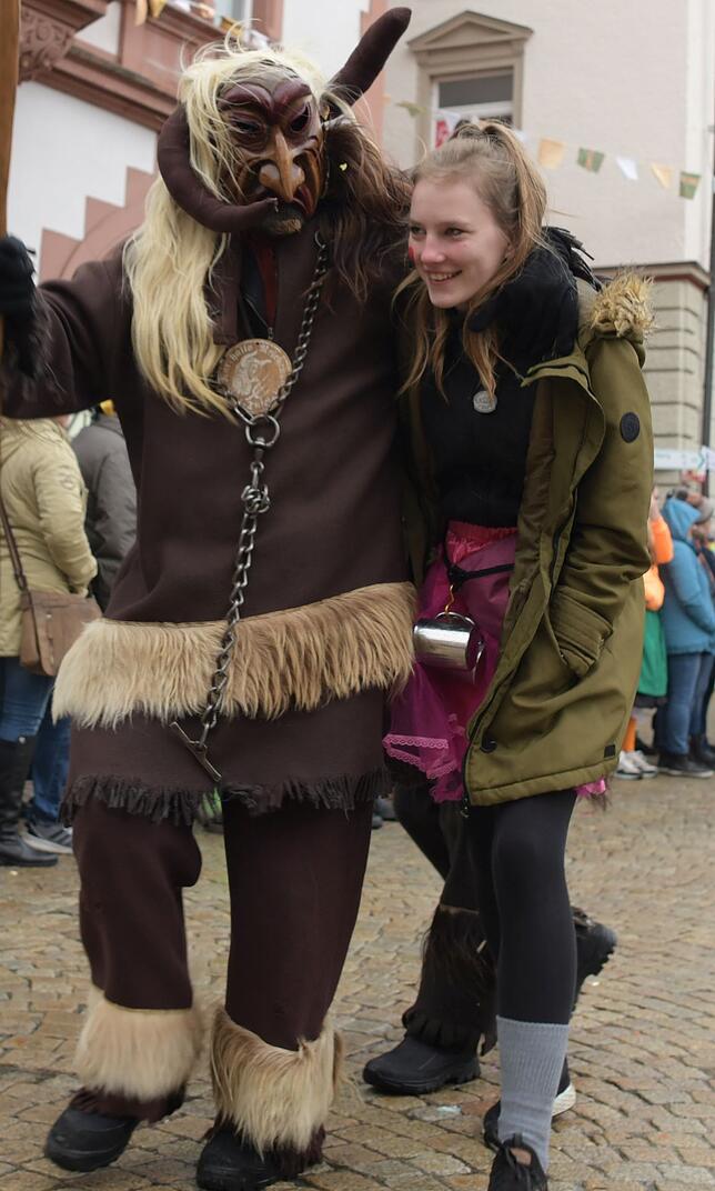 So richtig unwohl fühlt sich die junge Dame nicht, oder?