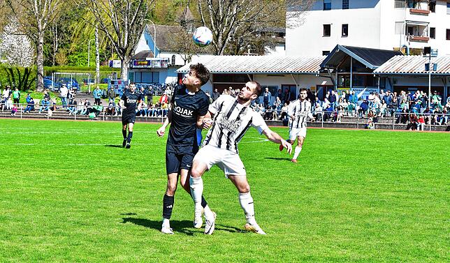 Bild 33: SG FC Wehr/Brennet siegt im Spitzenspiel mit 3:1 gegen FC WIttlingen – und wir haben Fotos!