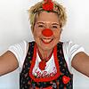 Optimismus während Corona: Clown Talina hat Ideen, auch mit Abstand Freude und Ablenkung zu vermitteln.