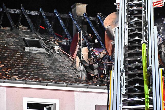 Bild 14: Stockach: Brand in Mehrfamilienhaus in der Radolfzeller Straße - Bilder!