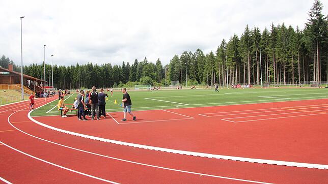 Sachbeschädigungen auf der neuen Sportanlage bereiten dem TuS Bonndorf Sorgen. Bild: Gerald Edinger