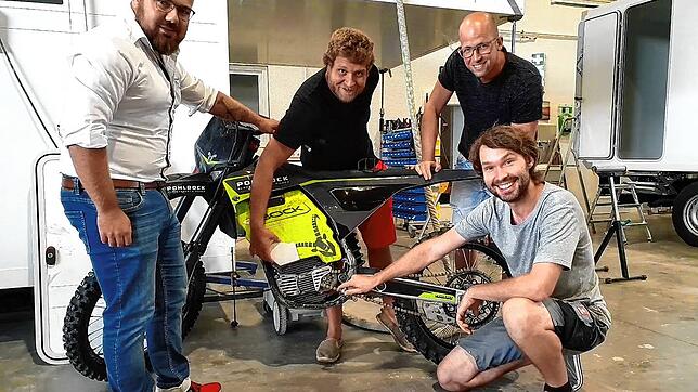 Innovative Ideen und Unternehmer mit Teamgeist in Ühlingen-Birkendorf (von links): Julian Schilling (IGT), Florian Bockstaller und ...