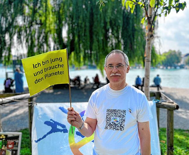Fritz Schlienz aus Hohenfels engagiert sich für den Verein Friedensregion Bodensee. Die beiden Hauptthemen des Vereins sind Frieden und ...