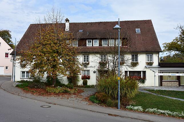 Seit 29. Oktober ist das Landgasthof Löwen in Überlingen-Deisendorf geschlossen. Den Bürgern und Vereinen fällt ein wichtige ...