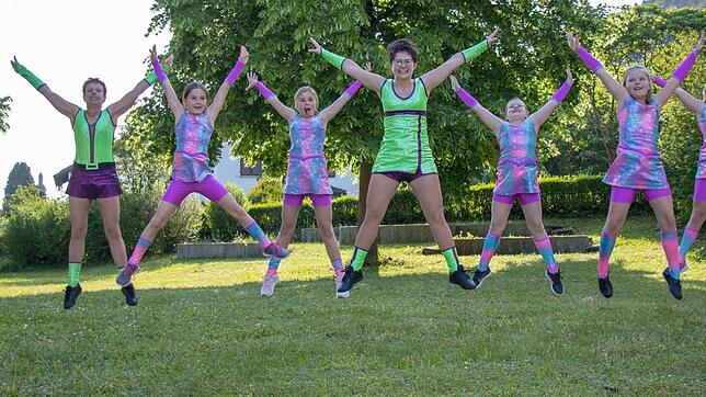 Die Kindershowgruppe der Rock’n Boogie Devils soll neue Tanztrikots erhalten. Auch am Turniertanz möchte man in Zukunft wieder teilnehmen.