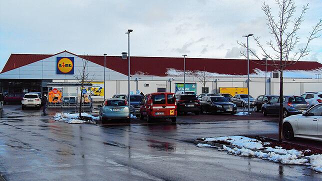 Die Lidl-Filiale in Blumberg steht zur Disposition. Ein Neubau soll an der Ecke Tevesstraße und Leo-Wohleb-Straße erfolgen, in ...