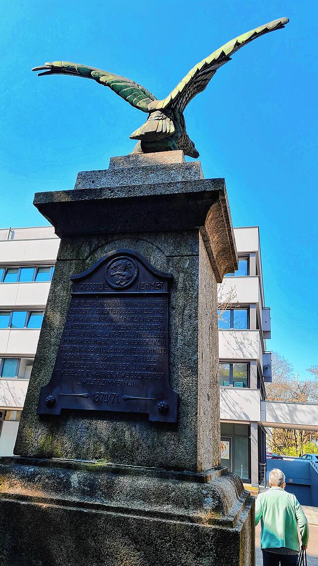 KRIEGERDENKMAL, am Conrad Gröber-Platz. Die Stadt Waldshut den tapferen Kriegern 1870 – 1871