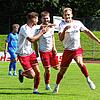 Der SC Pfullendorf (Stefan Zimmermann, rechts erzielte soeben das 1:0) hat sich in der 1. Hauptrunde des Südbadischen Verbandspokals mit ...