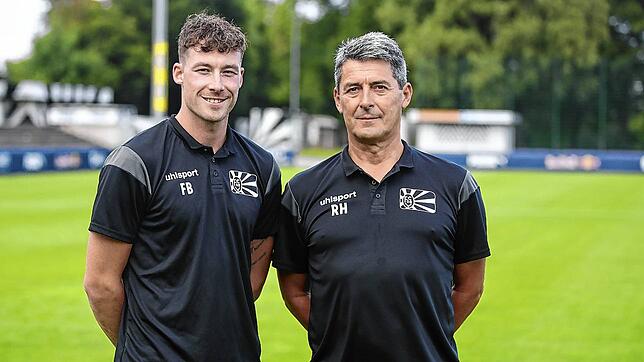 Die Trainer Frederick Bruno (links) und Ralf Hellmer stehen vor ihrer Punktspielpremiere mit der Villinger U21.