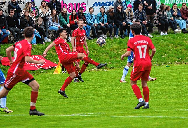 Bild 23: FC Geißlingen gewinnt Derby beim FC Grießen mit 3:1 &ndash; und wir haben Bilder!