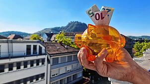 Zum Halbjahr gibt es einen Zwischenbericht zur Finanzlage. Der Tenor: Die Stadt Singen muss weiterhin sparen.
