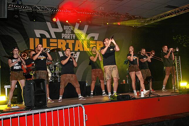 Bild 29: Die schönsten Bilder von der Jubiläumsparty der Heavy Blechis in Weizen