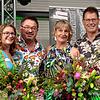 Familie Lauber ist stolz auf die Eröffnung der neuen Produktionshalle ihres Fensterbaubetriebs (von links): Heike und Markus Lauber und ...